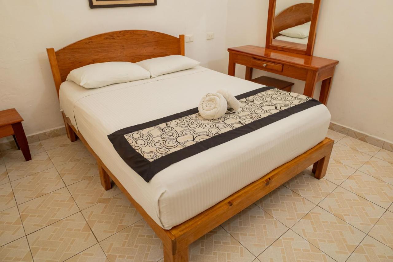Hotel Las Palmas Cancun Centro Extérieur photo